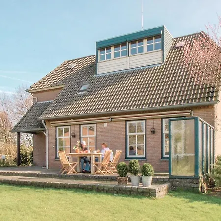 Holiday home De Plek