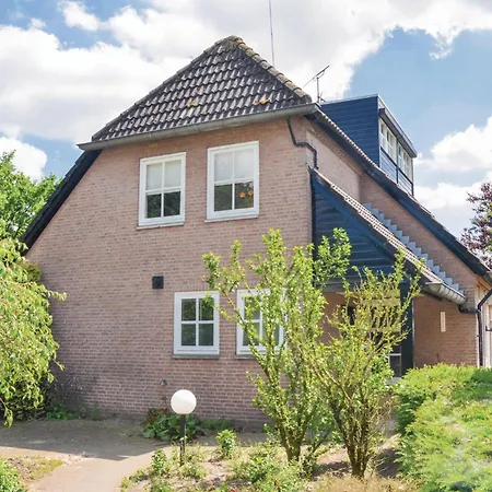 Holiday home De Plek *